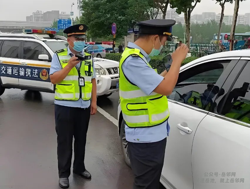 广安一起网约车违法案例，平台和司机被罚
