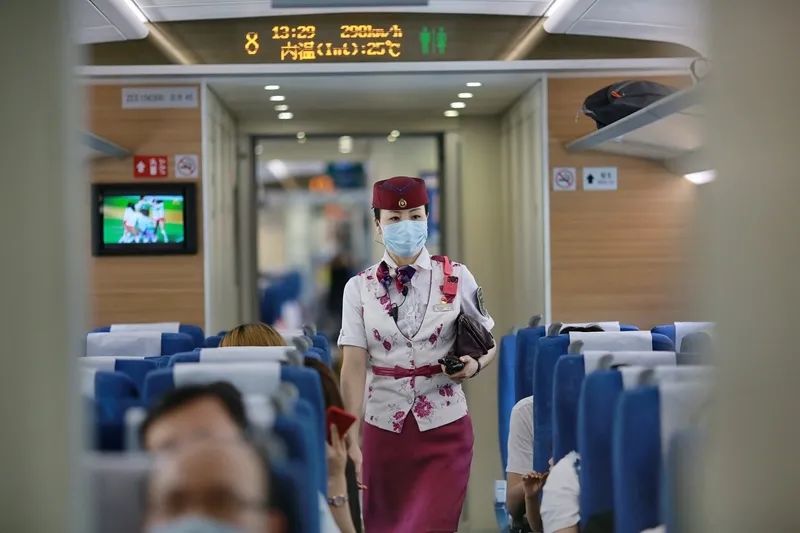 1小时到重庆！成渝高铁年内将上“复兴号”，票价有淡季优惠