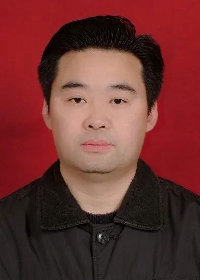 方飞剑当选岳池县人民政府县长
