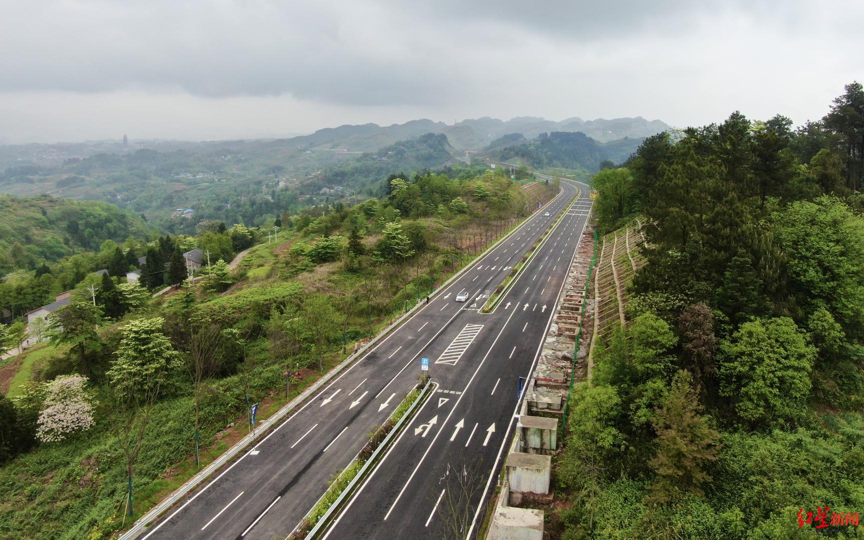 川渝南北大道三期项目正式通车，川渝高竹新区到重庆中心城区更快了