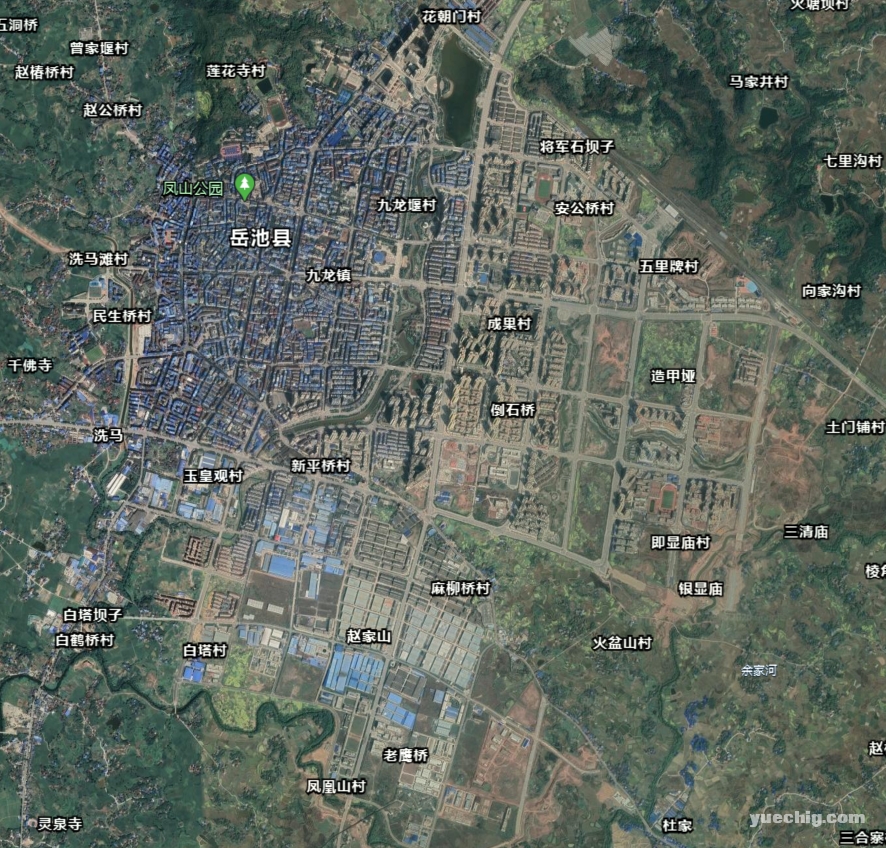 卫星上看四川岳池县：县城建成区约15平方公里，新城很有档次